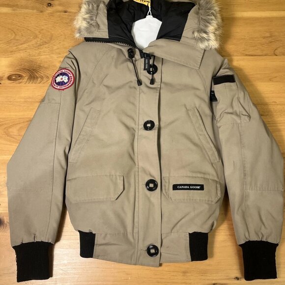 Canada Goose Chilliwack Women’s Bomber Jacket Tan 2XS 7950L R Authentic - Picture 1 of 16